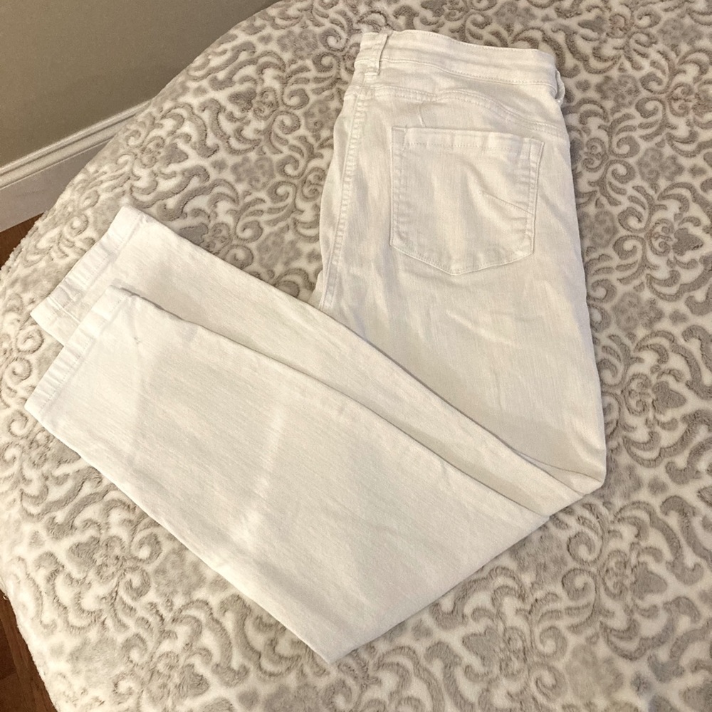 Jones of New York white jeans. Ankle skinny, size 14, but run like a 12